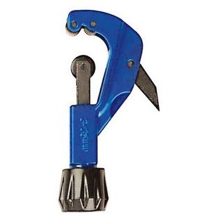 PIPE CUTTER